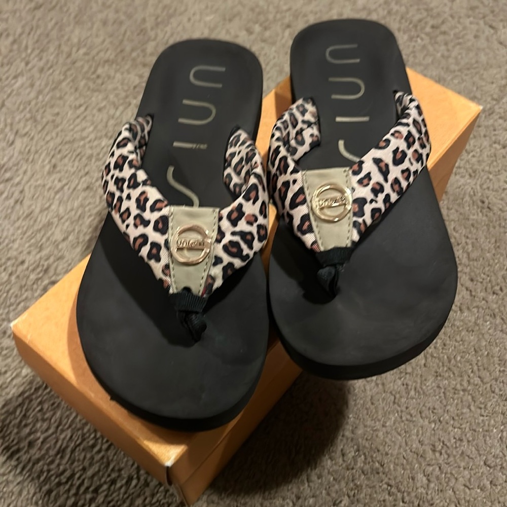Flip flops